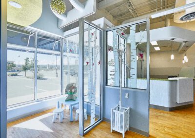 waiting room front window right side